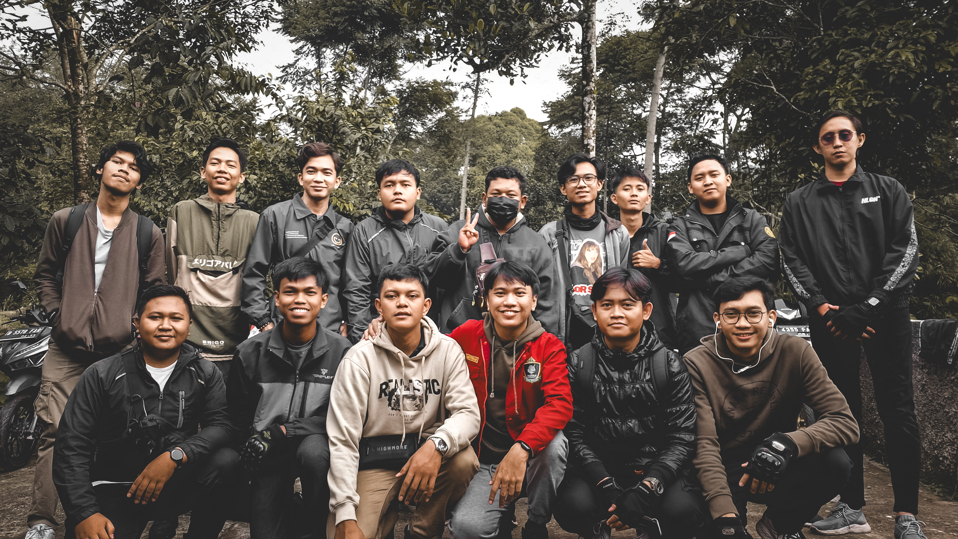 Abul Team melakukan perjalanan ke Bogor
